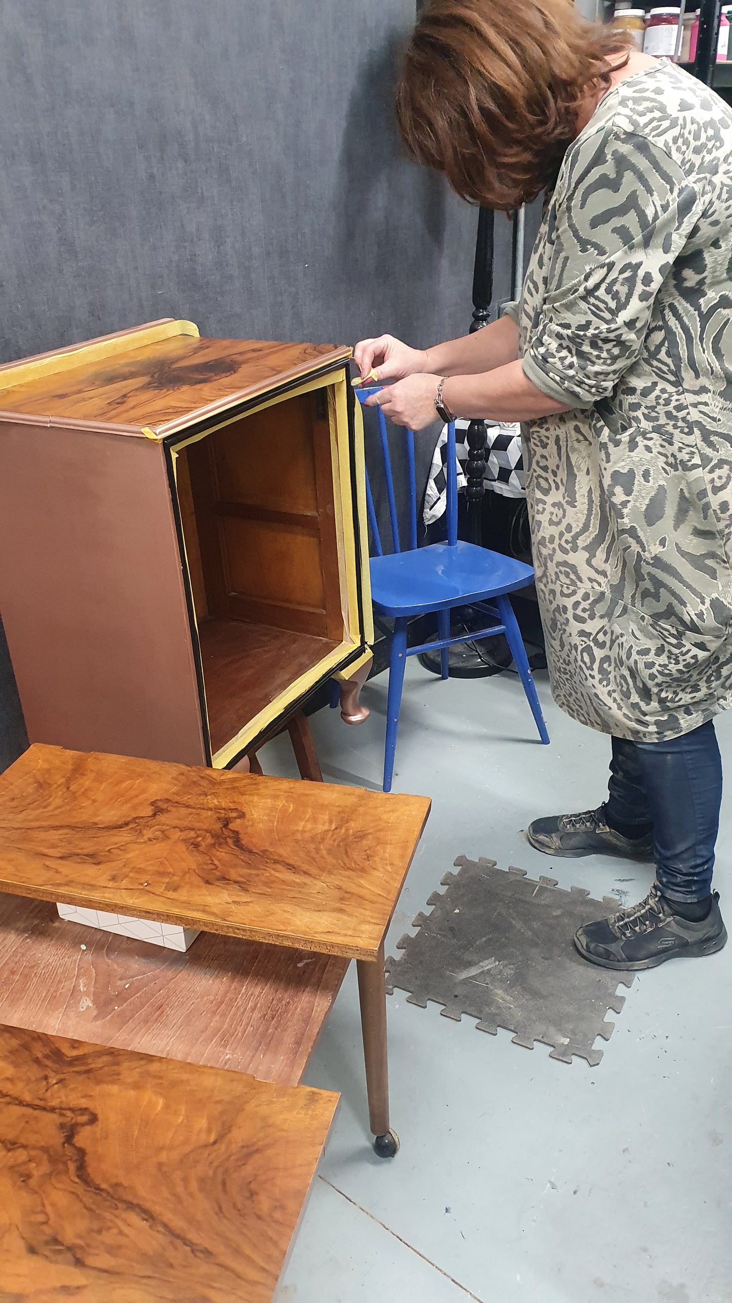 FURNITURE UPCYCLING: Learn to Restore & Restyle Vintage Wood
