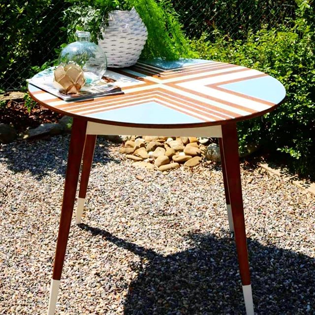 FURNITURE UPCYCLING: Learn to Restore & Restyle Vintage Wood