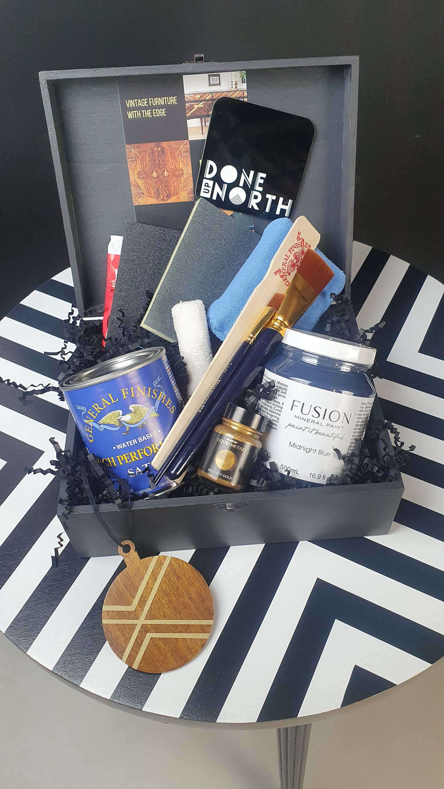 Deluxe Painting gift box featuring Fusion Mineral Paint & General Finishes