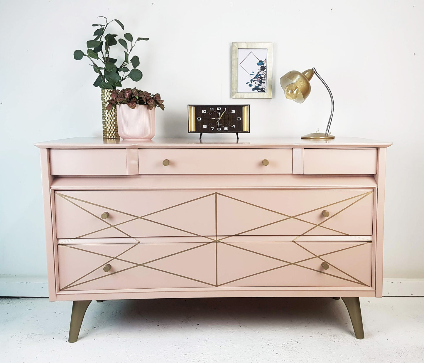 Low height Vintage Sideboard / Dressing table