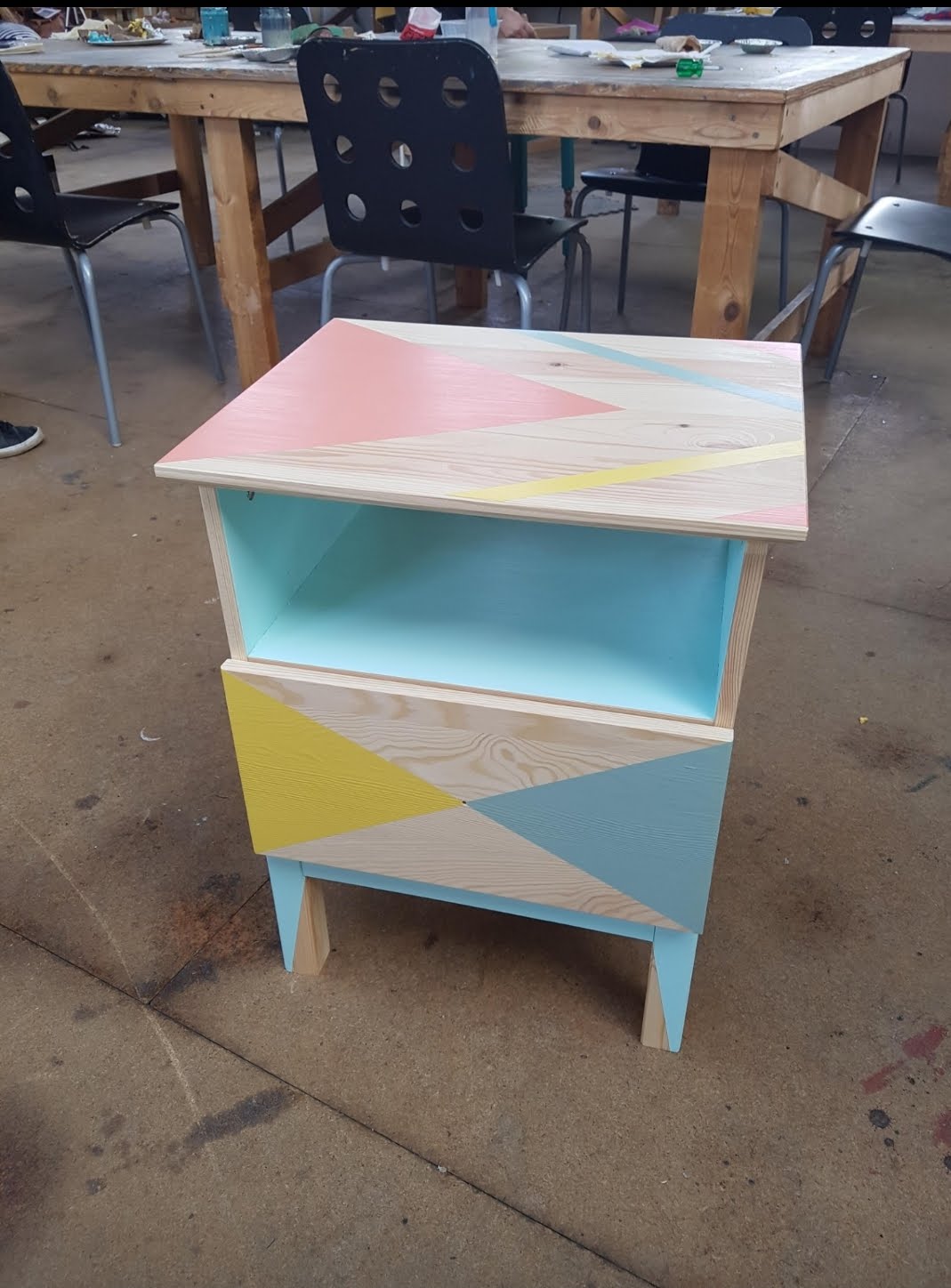 ONE DAY WORKSHOP: Learn Furniture Painting & Design (Class 1)
