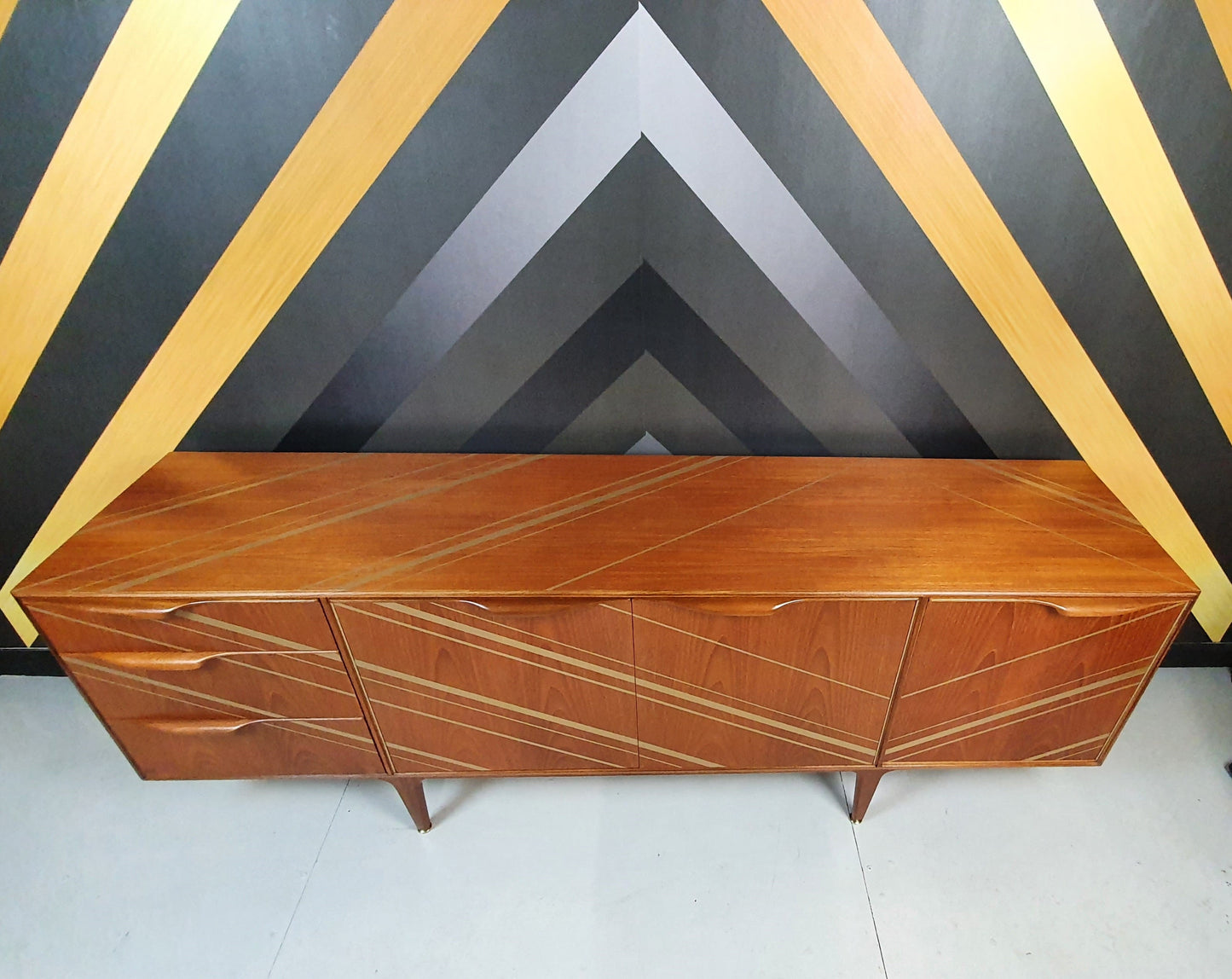 ONLINE COURSE: Confidently Restore & Refinish Vintage Wood Furniture