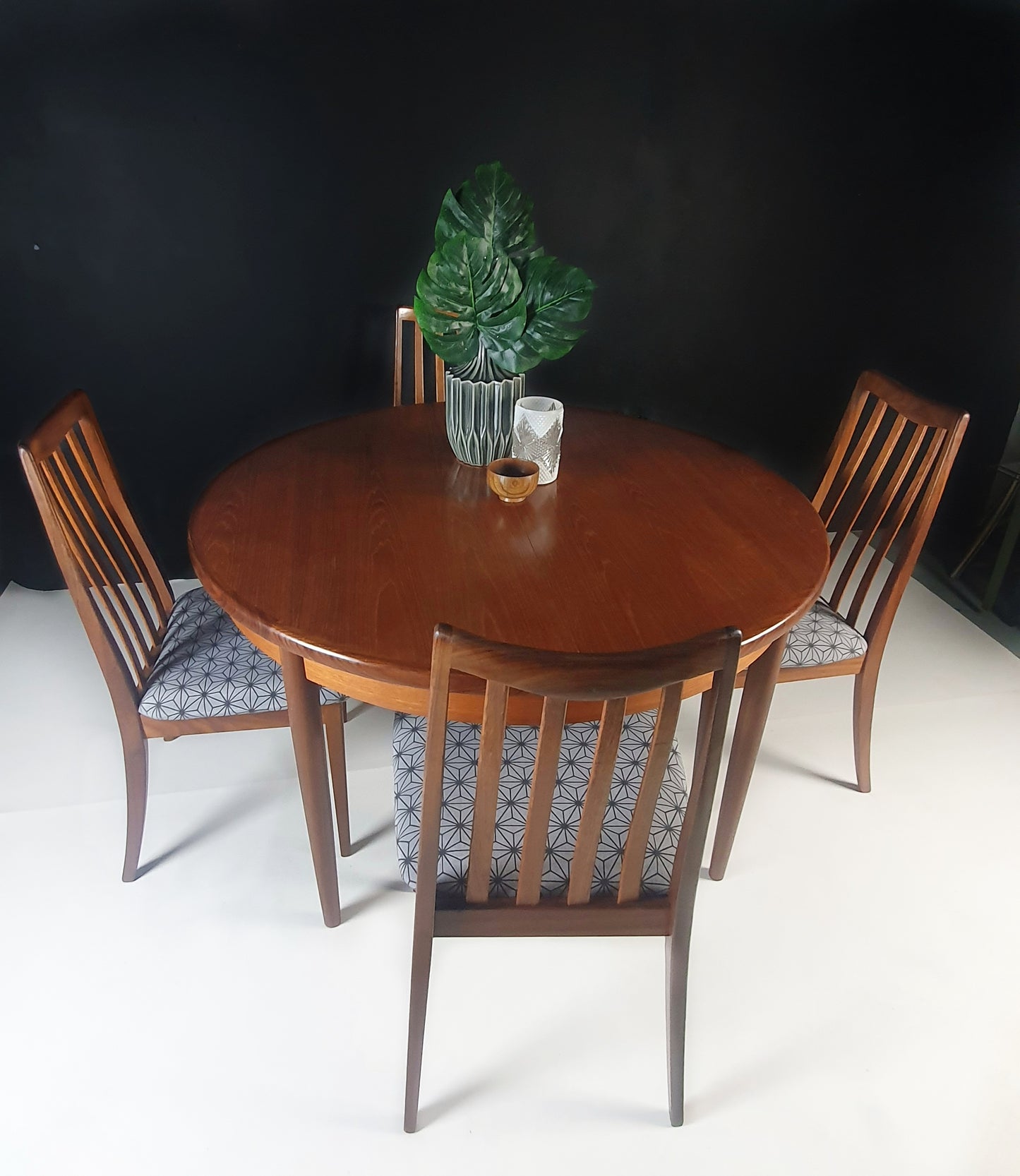 G Plan Mid Century Teak extendable Dining Table & Chairs with geometric design fabric