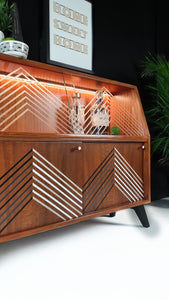 'Peak' - MCM drinks cabinet / mini sideboard with monochrome design